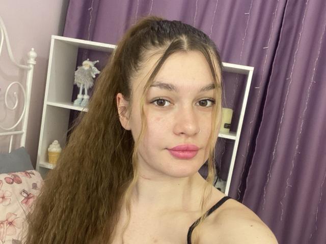 KiraBlake - Sexe cam en vivo - 18094610