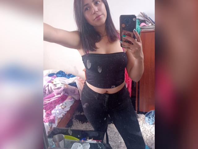 LeahMore - Live sexe cam - 18094830