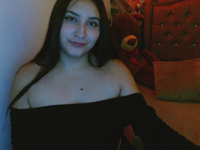 MelissaSimspon - Sexe cam en vivo - 18098990