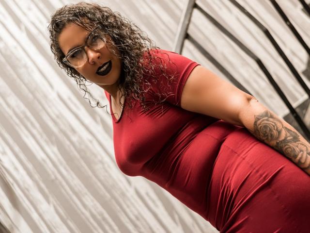 YanzaAnderson - Live Sex Cam - 18099498