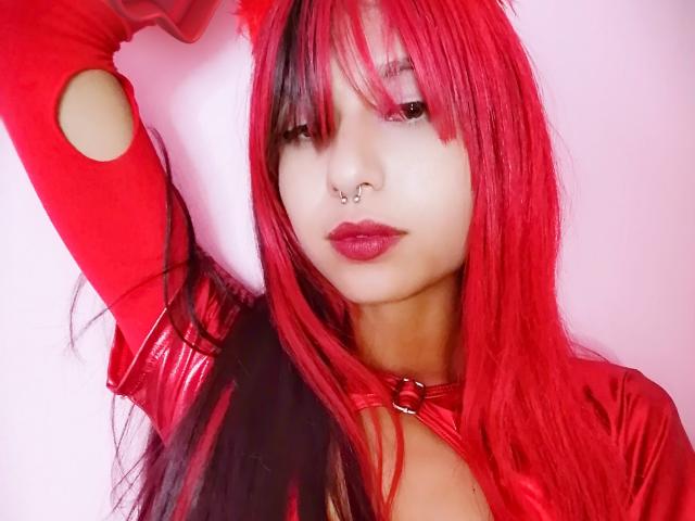 EvelynMistri - Live porn &amp; sex cam - 18101646