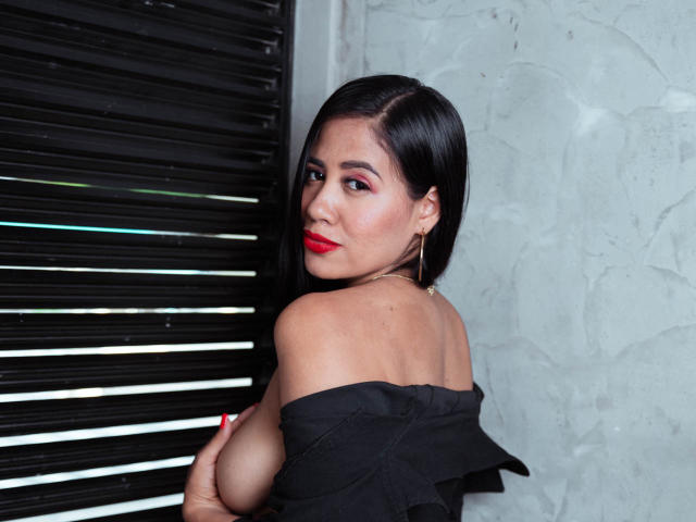 VanesaCruz - сексуальная веб-камера в реальном времени - 18101718