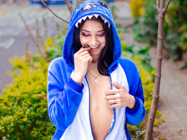 HannaDaviid - פורנו בשידור חי ומצלמת סקס - 18102382