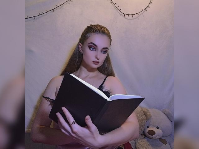 KariMillie - Live sexe cam - 18102830