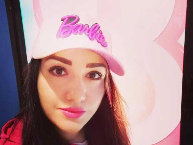 EmilyLatinax - Sexe cam en vivo - 18103002