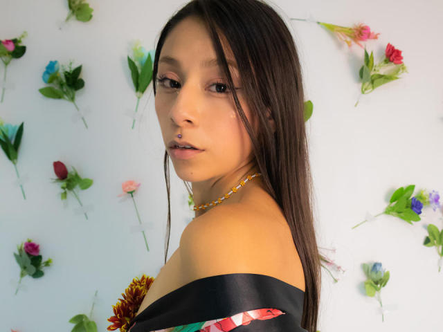 danyaire - Live porn &amp; sex cam - 18104458
