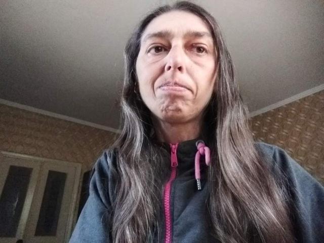 Digital illustration of a red, stylized letter "R" in the center, surrounded by thin, curved lines. The "R" is bold with a subtle gradient, giving it depth. Simple, flat color palette.