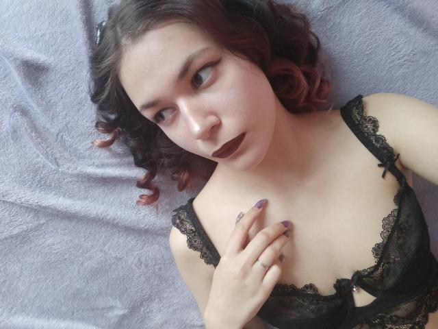 FieryNaomi - Live porn &amp; sex cam - 18109702