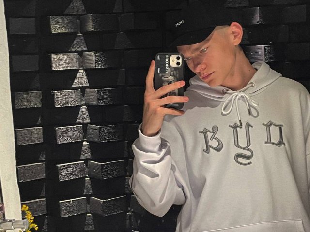 DanyDavis - Live sex cam - 18113414