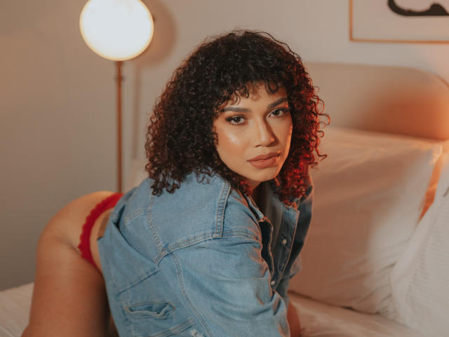 KarinaCurls - Sexe cam en vivo - 18115226