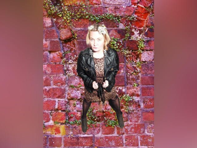 HelenaGloss - Live porn &amp; sex cam - 18120838