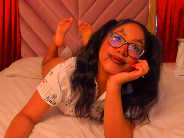 ZhaoMiller - Live sex cam - 18124914