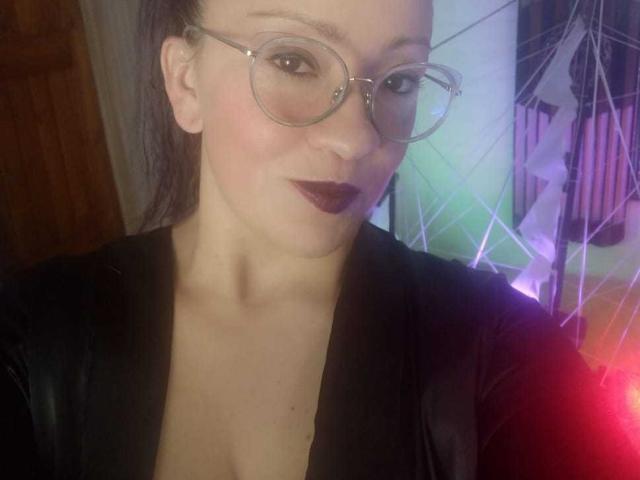 CharloteEzra - 라이브 포르노 &amp; 섹스 캠 - 18137842