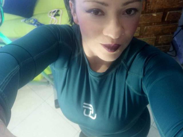 CharloteEzra - Camera khiêu dâm &amp; quyến rũ trực tiếp - 18138030