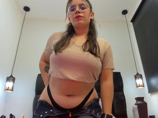 MeliiEvans - Live porn &amp; sex cam - 18140962