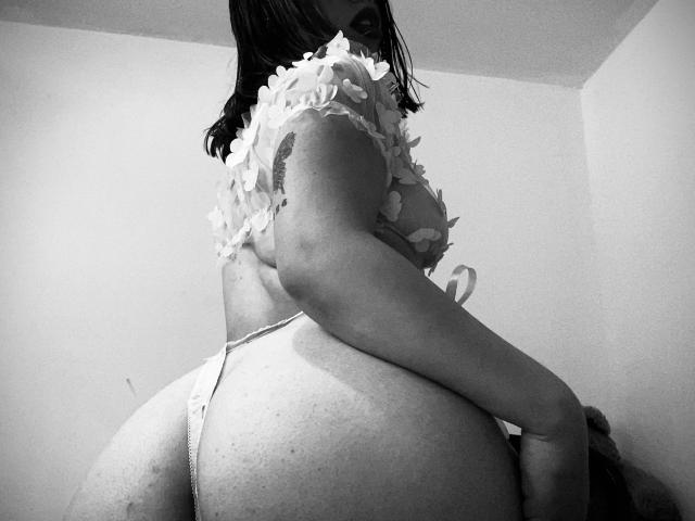 BonnyyMilthonn - Live porn &amp; sex cam - 18146386