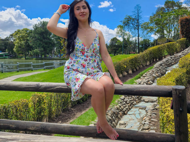 JainaRogers - Live porn &amp; sex cam - 18147958