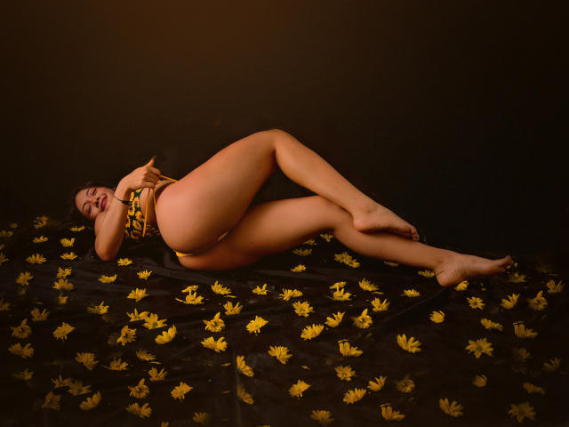 AmberrRosse - сексуальная веб-камера в реальном времени - 18149346