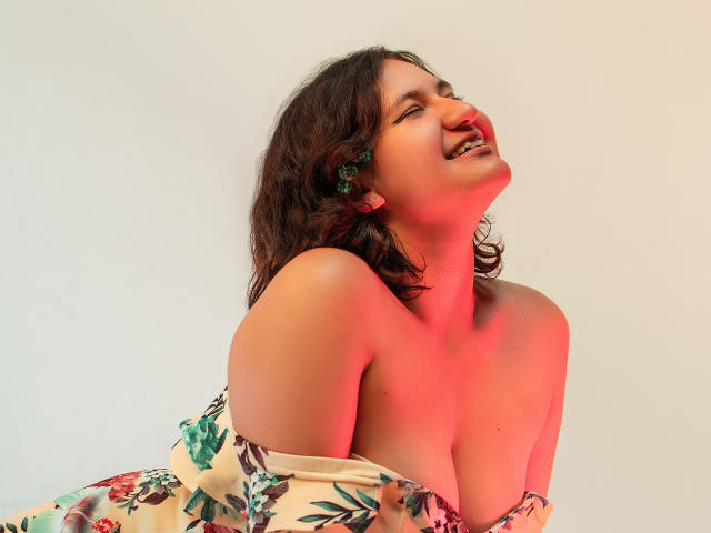 EvieLee - ライブポルノ&amp;セックスカム - 18150858