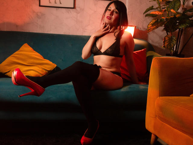 DannaxFerrara - Live porn &amp; sex cam - 18150926
