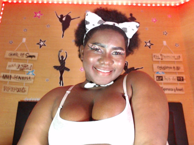 Dilay - Live porn &amp; sex cam - 18154374