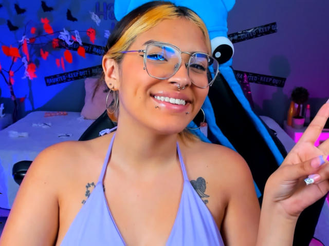 CamilleRossi - Sexe cam en vivo - 18155458