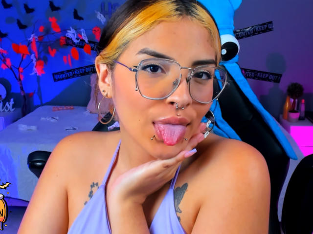 CamilleRossi - Sexe cam en vivo - 18155466