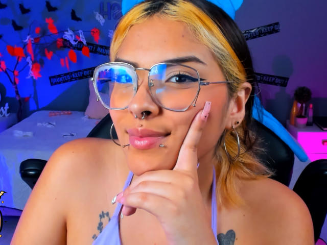 CamilleRossi - Sexe cam en vivo - 18155470