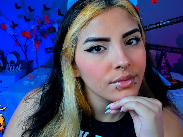 CamilleRossi - Sexe cam en vivo - 18155494