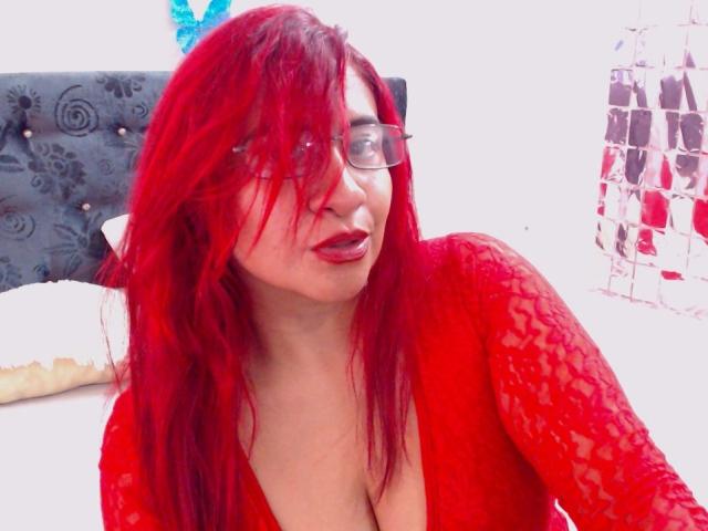 NahelaBigMelonsX - Live porn &amp; sex cam - 18155926