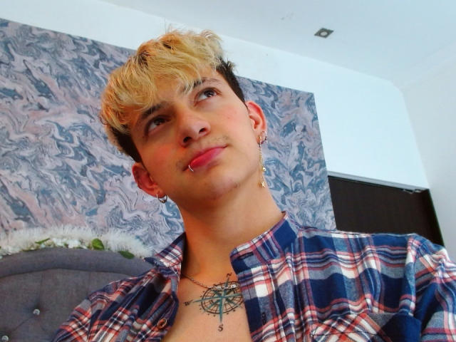 BastianLeonis - Live Sex Cam - 18157706