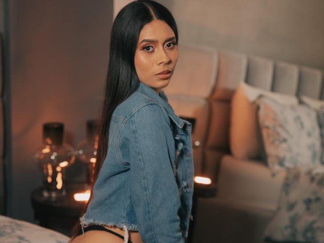 CristalDubois - פורנו בשידור חי ומצלמת סקס - 18163958