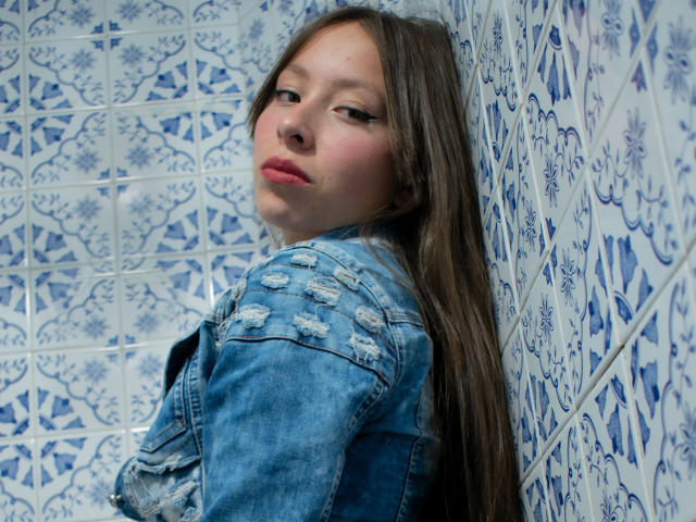 ElizzabethJ - Sexe cam en vivo - 18165038