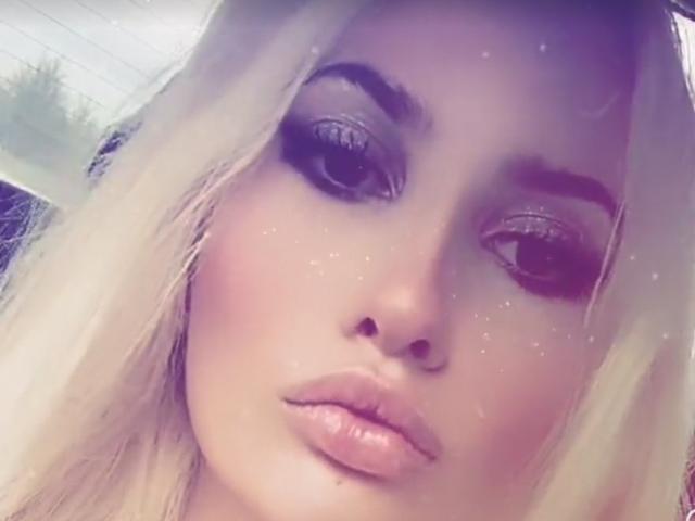 ElzaKom - Live sexe cam - 18171002