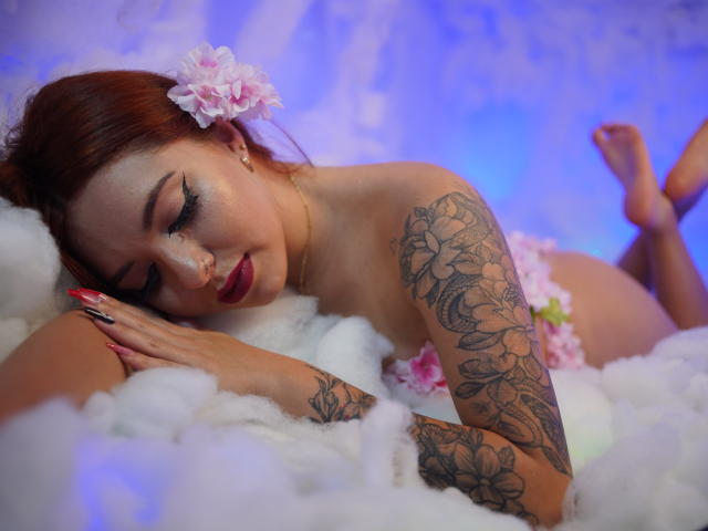 AngieTaylorr - Camera khiêu dâm &amp; quyến rũ trực tiếp - 18172926