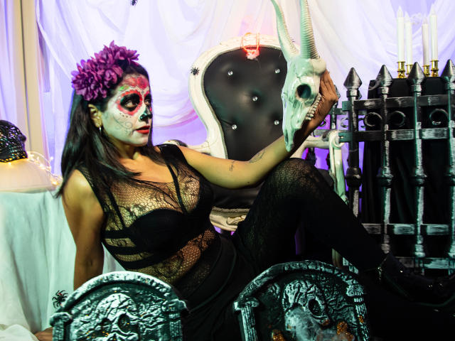 InesRauch - פורנו בשידור חי ומצלמת סקס - 18178086