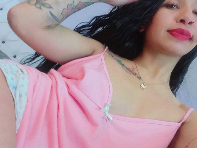 EmmaFerrer69 - Sexe cam en vivo - 18179122