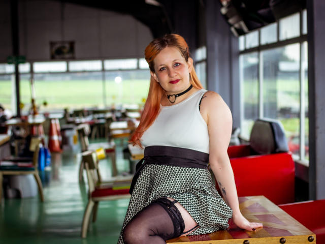 VioletaMora - сексуальная веб-камера в реальном времени - 18182054