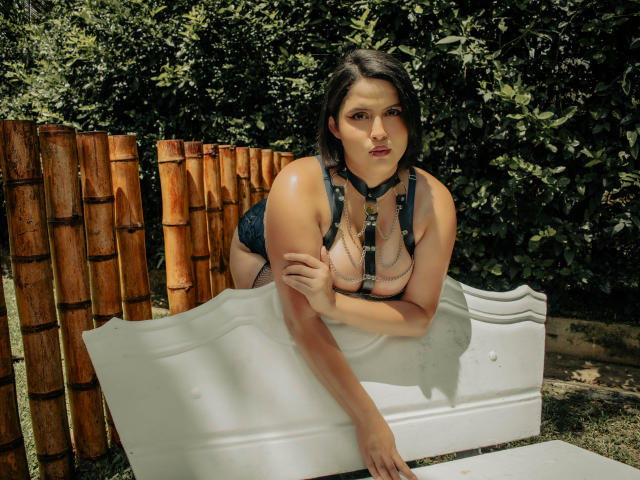 KarmillaCart - Live porno og sexkamera - 18182450