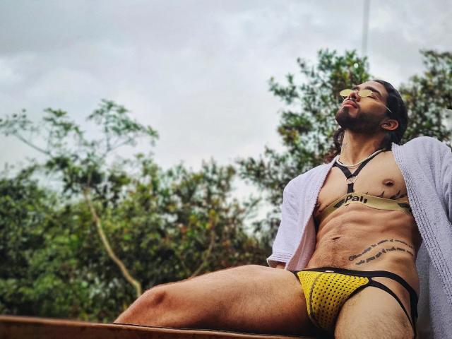 AlessandroSam - Live sexe cam - 18186130