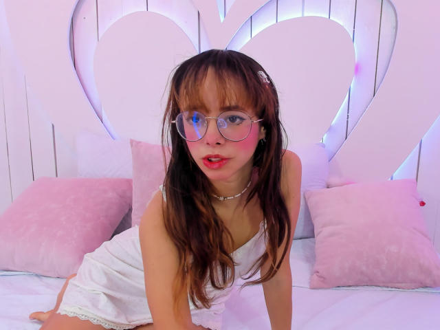 LilyLille - Live porn &amp; sex cam - 18186358