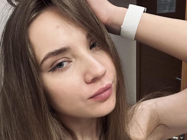 ShinyRisa - Sexe cam en vivo - 18195046