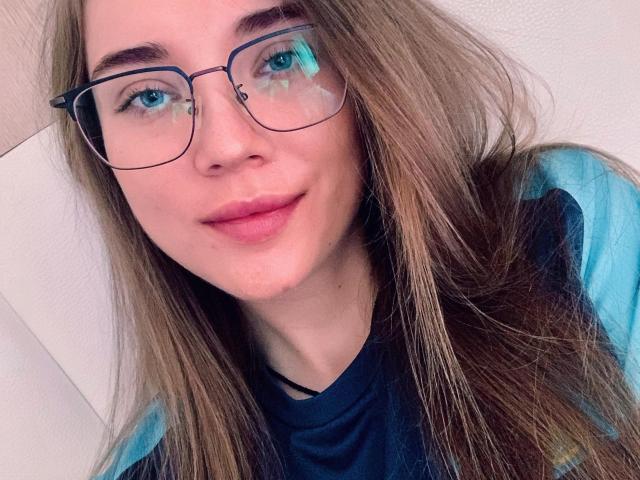 ShinyRisa - Sexe cam en vivo - 18195070