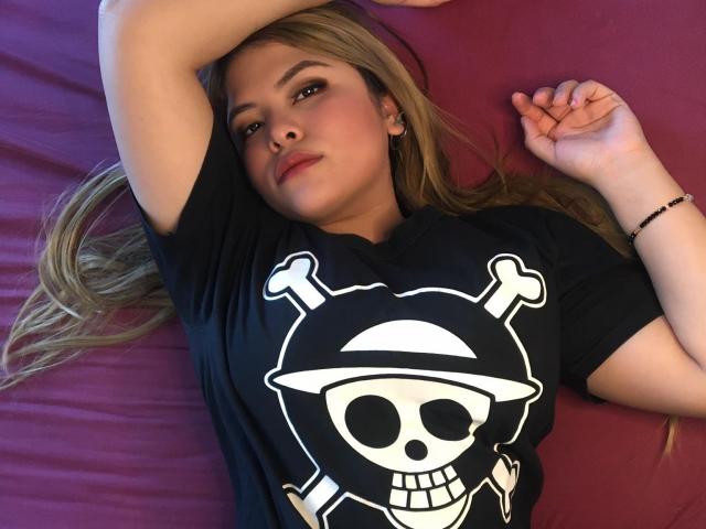 LuciaRobertz - Camera khiêu dâm &amp; quyến rũ trực tiếp - 18195722