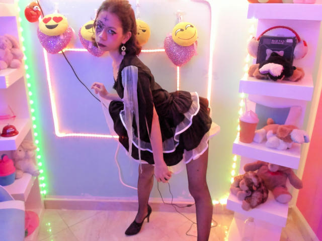 ChloeSorni - Live porn &amp; sex cam - 18196118