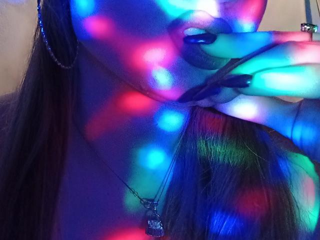 KariMillie - Live sex cam - 18198750