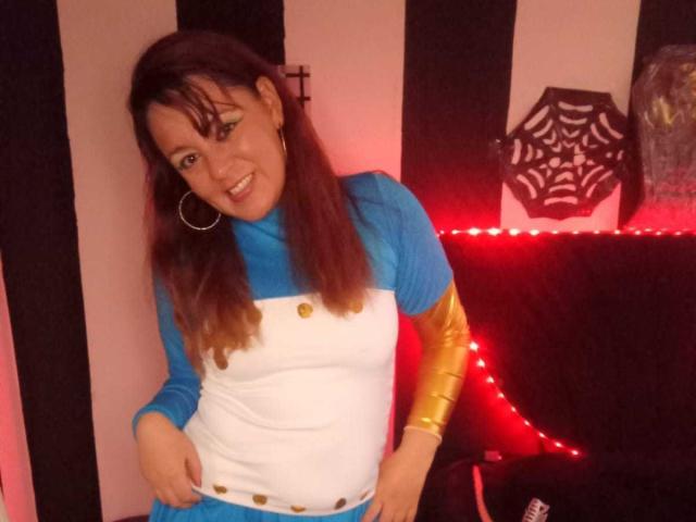 AmandaHotL - Live porn &amp; sex cam - 18207050