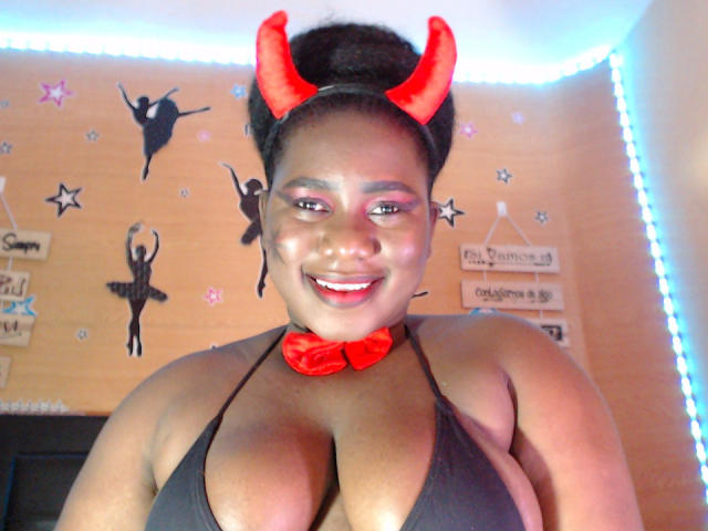 Dilay - Live sex cam - 18207546