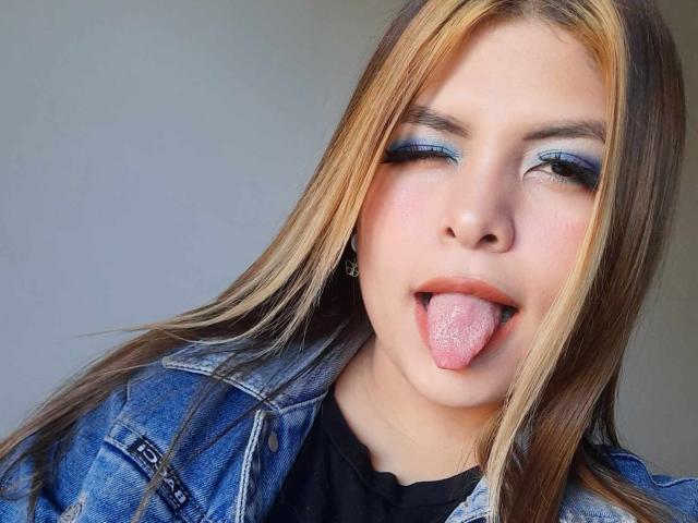 LuciaRobertz - Sexe cam en vivo - 18210030