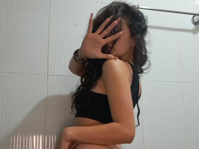 TammyDeluxe - Sexe cam en vivo - 18212726